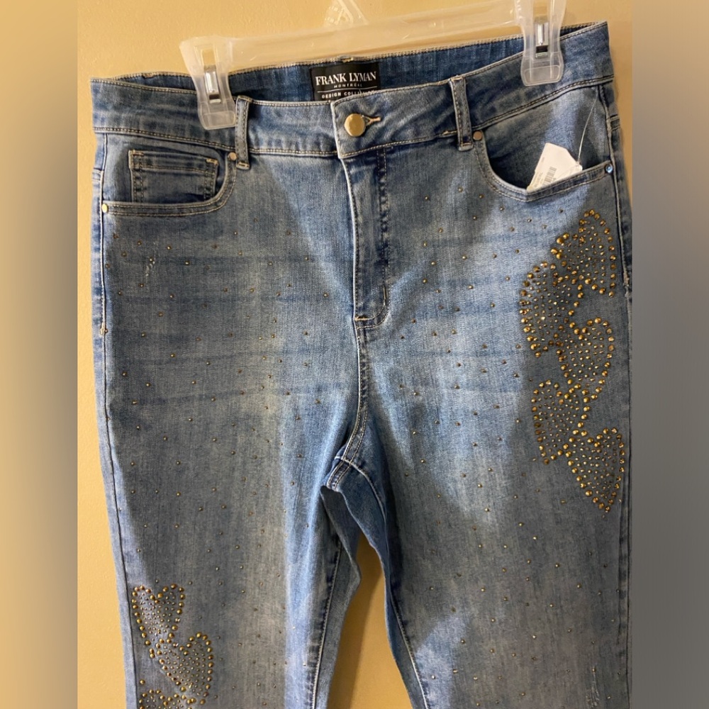 Frank Lyman jeans with sparkle gem accents - size XL - NWT